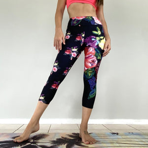 Women's Yoga Capri Pants: Tropical Flower Bouquet in Black – Patti Bruce  Arts